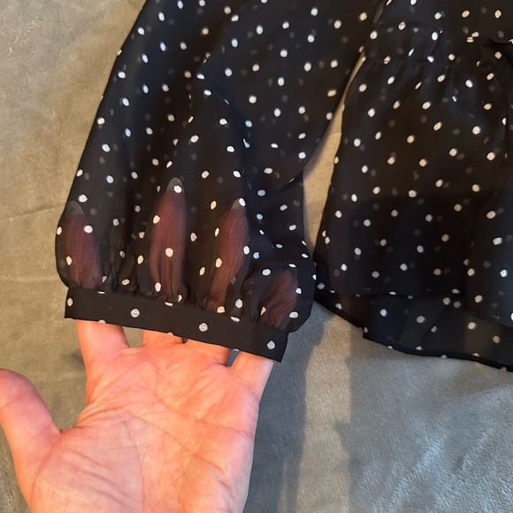 Aritzia Sunday Best blouse size xs - Picture 3 of 4